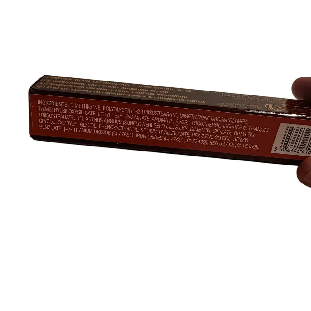 Charlotte Tilbury Airbrush Flawless Matte Liquid Lipstick Walk of No Shame Blur